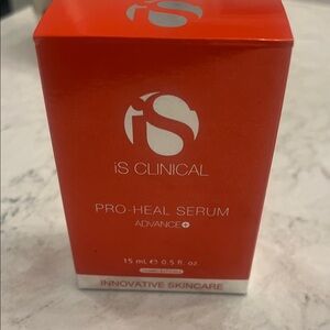 iS Clinical Pro-Heal Serum Advance+ - Vibrant Red